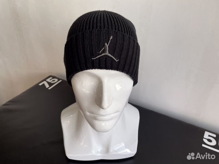 Шапка мужская jordan