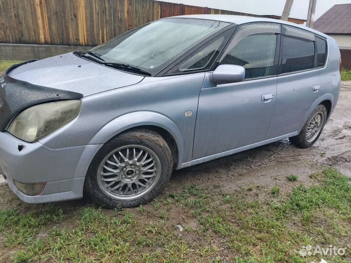 Toyota Opa 2.0 CVT, 2001, 299 000 км