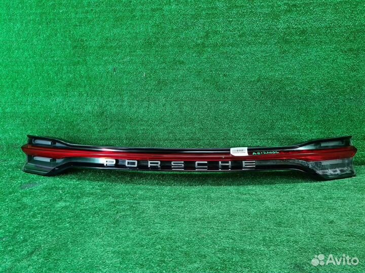 Фонарь задний (стоп сигнал) Porsche Macan