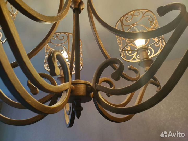 Люстра потолочная бу