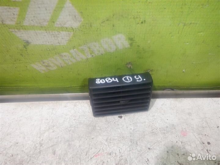 Дефлектор воздушный Ауди 80 90 Б4