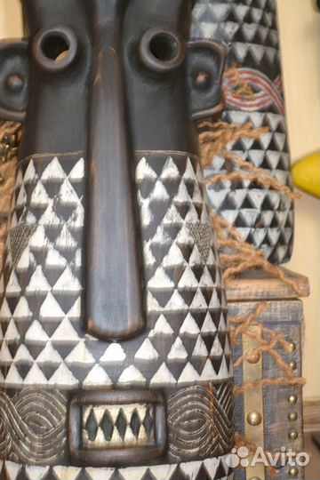 Африканская маска дерево