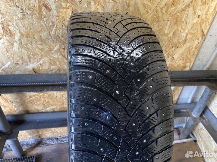 Pirelli Ice Zero 2 235/45 R18 98H