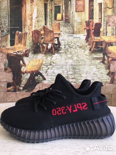 Кроссовки женские adidas yeezy boost 350 V2 'onyx'
