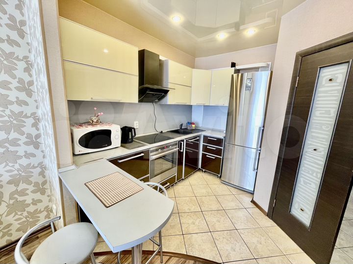 2-к. квартира, 56 м², 6/14 эт.