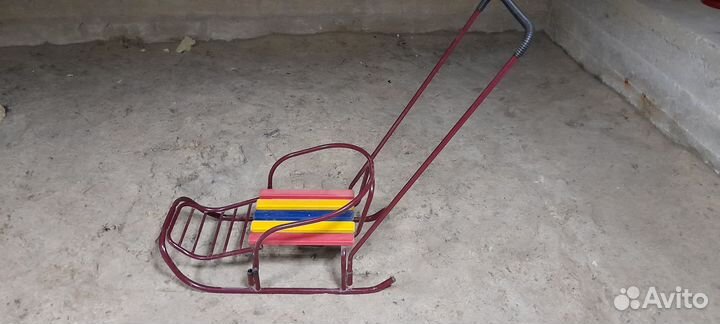 Продаю детские санки