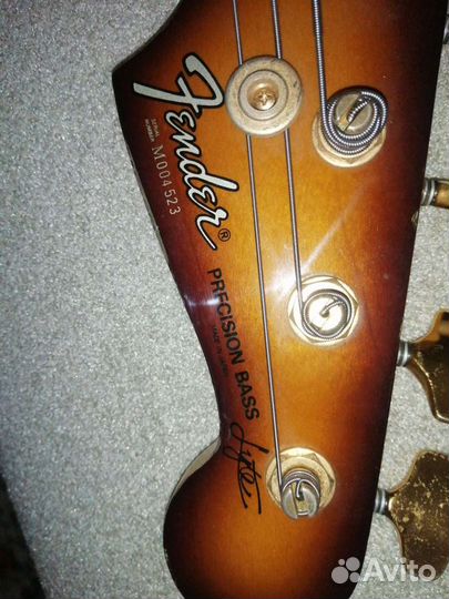 Бас-гитара Fender precision lyte bass
