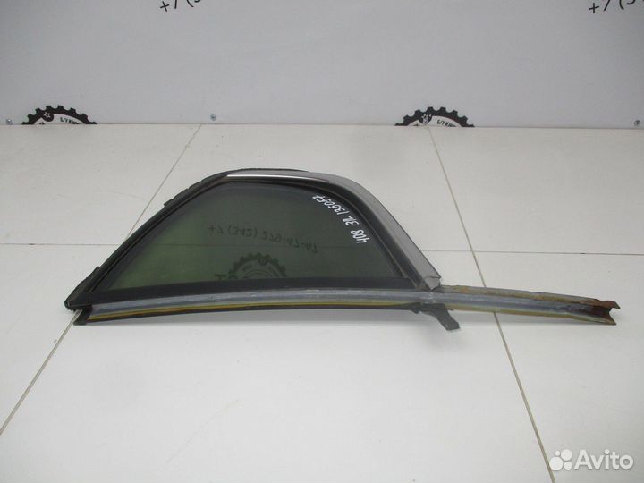 Стекло двери задней левой (форточка) Peugeot 408
