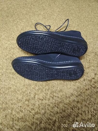 Продаю полуботинки