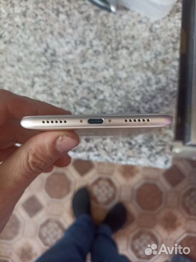 Xiaomi mi max 2. Мощная батарея