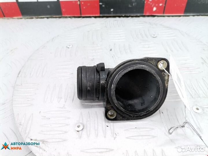 Корпус термостата Volkswagen Golf 3 1995