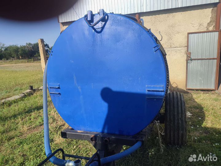 Бочка на колесах 3 куба