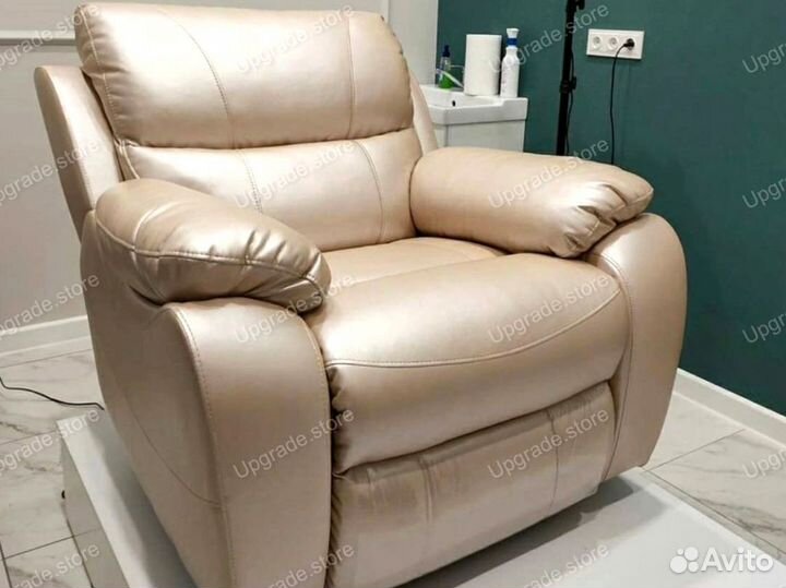 Кресло реклайнер педикюрное для услуг в 4-6 рук
