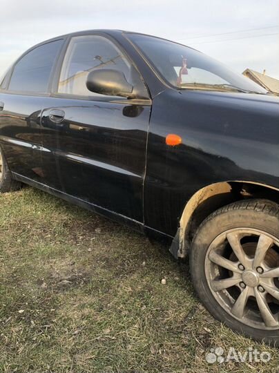 Chevrolet Lanos 1.5 МТ, 2008, битый, 136 943 км