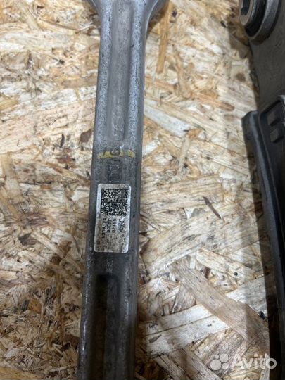 Рычаг подвески задний Kia Stinger 2 2019