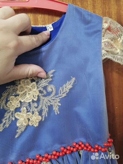 Платье для девочки новое