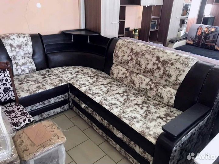 Диван угловой от фабрики