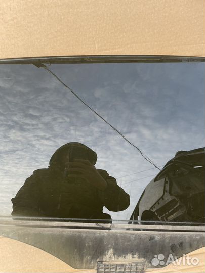 Стекло заднее правое Кия Кворис Kia Quoris