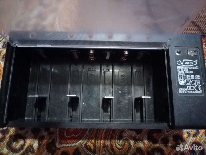 Зарядное устройство для аккумуляторных батареек