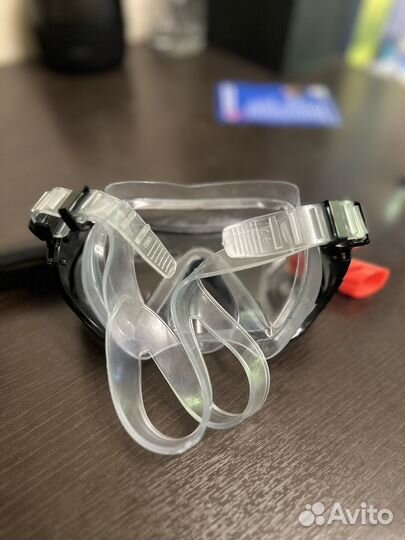 Маска с трубкой для снорклинга
