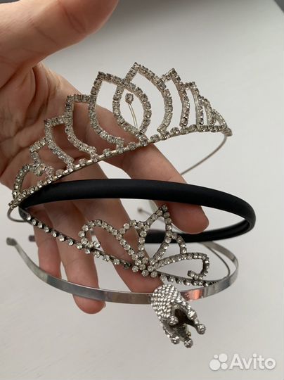 Обручи на голову, диадемы