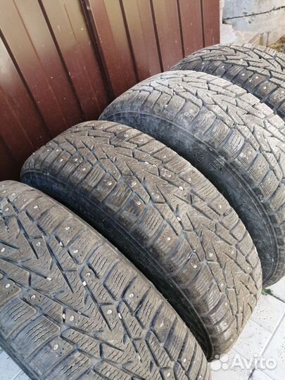 Колеса на volkswagen Polo r15 Nokia nordman 7