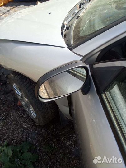 Митсубиси каризма зеркало электро 2003г