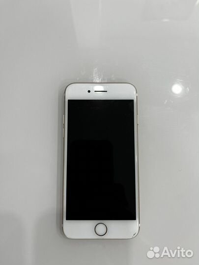 iPhone 7, 32 ГБ