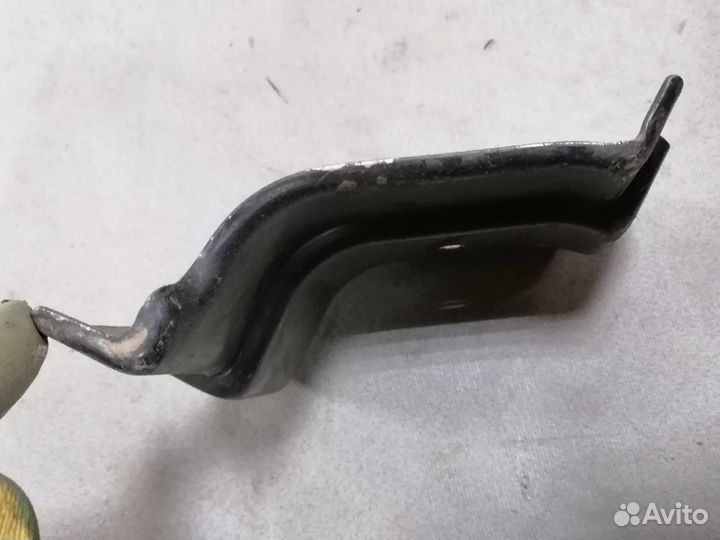 Защита горловины бака Mitsubishi Outlander CU