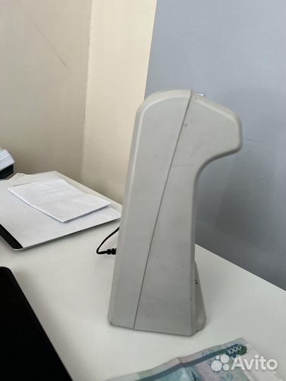 Детектор банкнот