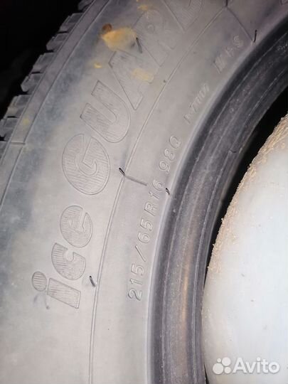 Yokohama Ice Guard F700Z 215/65 R16