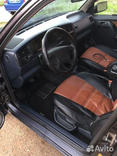 Volkswagen Golf 1.8 МТ, 1993, 280 000 км