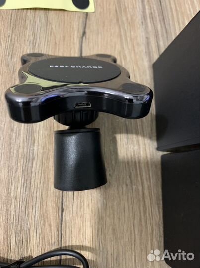 Магнитный держатель телефона с беспроводной зарядк