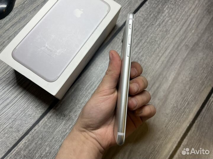 iPhone 7, 128 ГБ