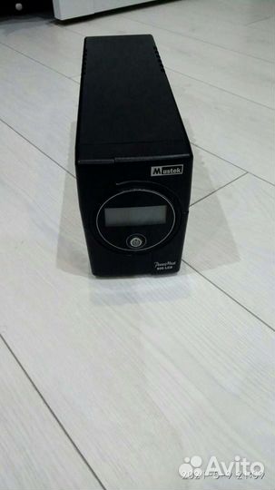 Источник бесперебойного питания