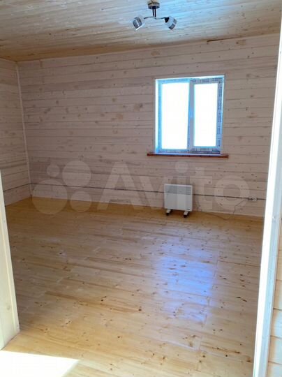 Дом 107 м² на участке 4 сот.