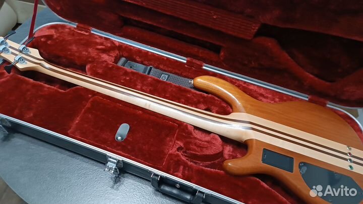 Бас гитара 4 струны