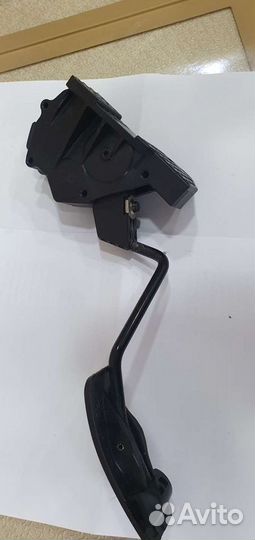 Педаль газа subaru