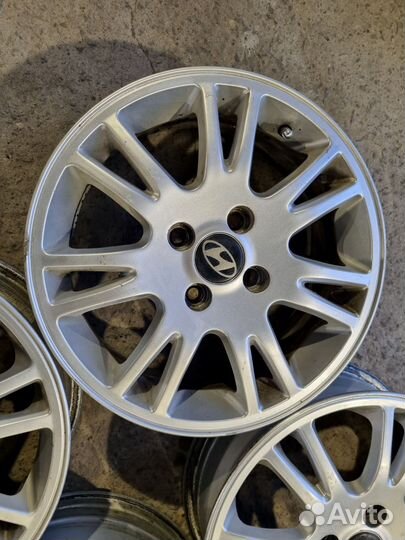 Диски литые R15,4x100 Хендай, в отл.сост