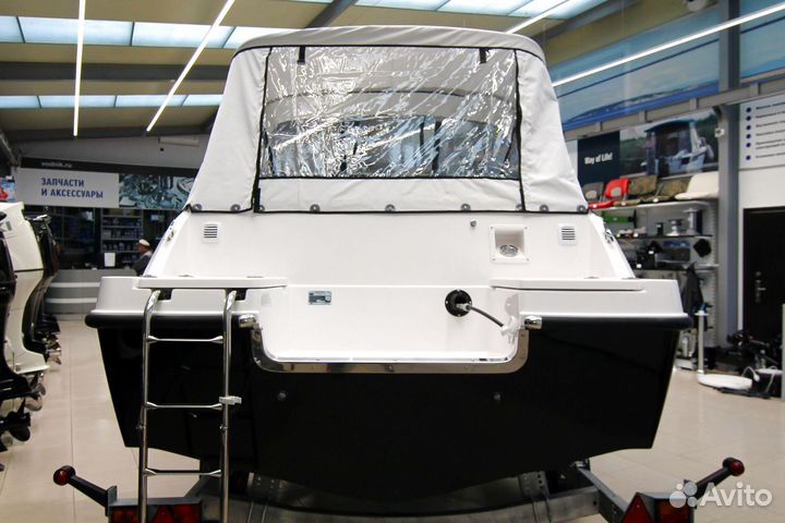 Катер Феникс 510 BR