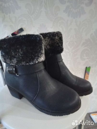 Сапоги новые 40