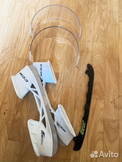 Продав визары для хоккейного шлема