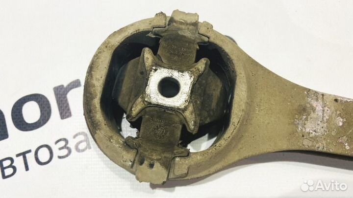 Опора двигателя задняя Volkswagen Polo Sedan 5