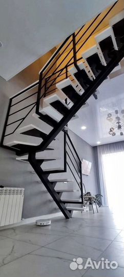 Лестница на второй этаж