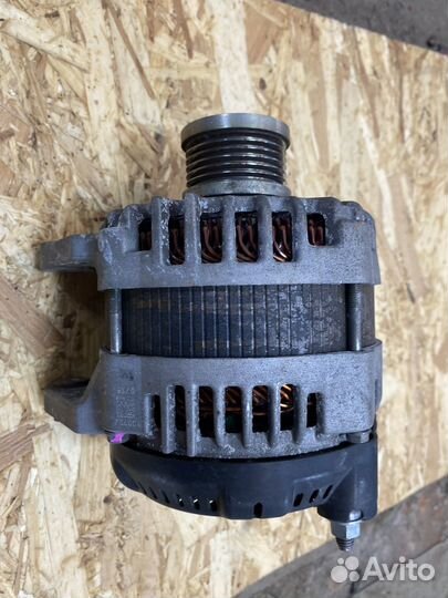 Генератор Nissan Qashqai X-Trail Serena 2.0 MR20de