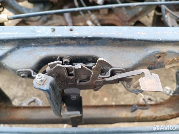 Телевизор, рамка передняя Toyota Corolla e90 1988