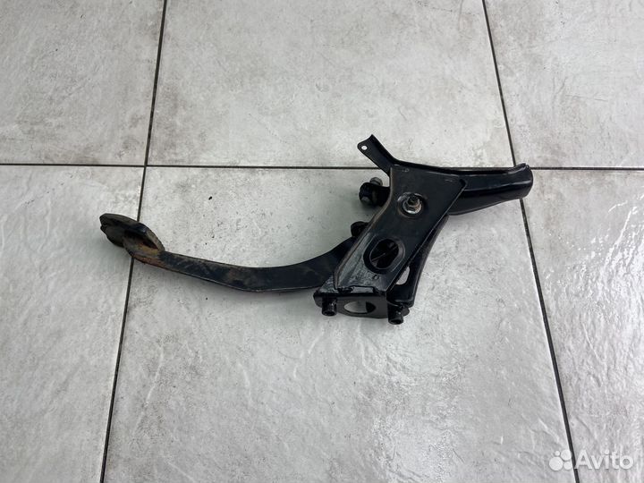 Педаль сцепления Geely мк