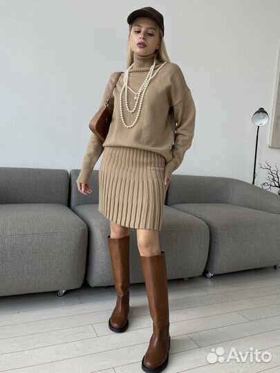 Костюм утепленный с юбкой