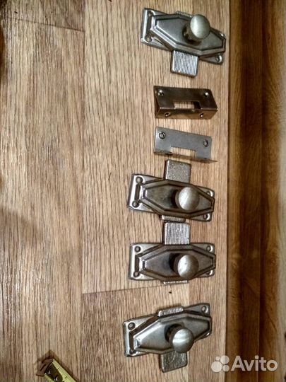 Засов на теплицу, заложка