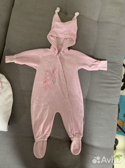 Вещи и игрушки до года на девочку